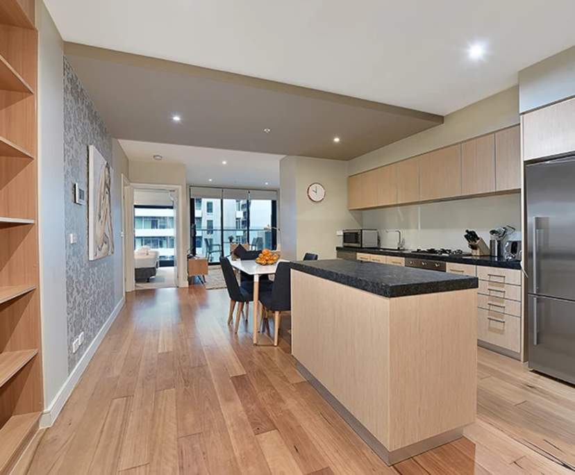 $1,075, Whole-property, 2 bathrooms, West Melbourne VIC 3000