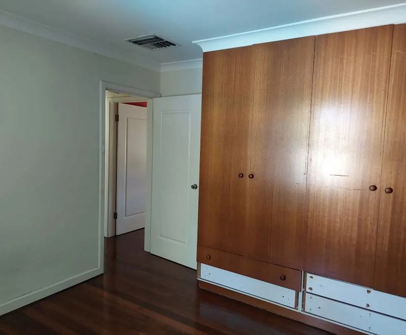 $300, Whole-property, 3 bathrooms, Riverton WA 6148