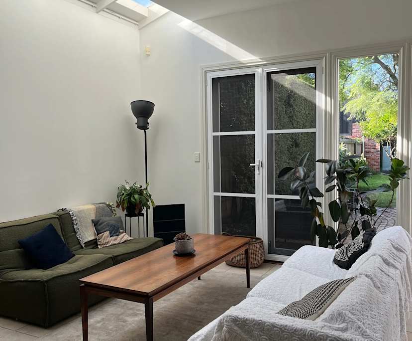Room in a share house