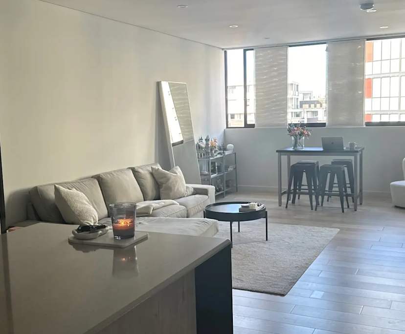 Unfurnished room with own bathroom