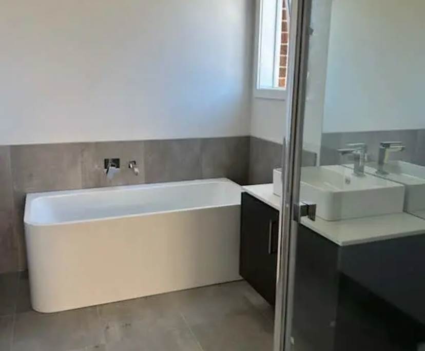 $170-210, Share-house, 3 rooms, Weir Views VIC 3338, Weir Views VIC 3338