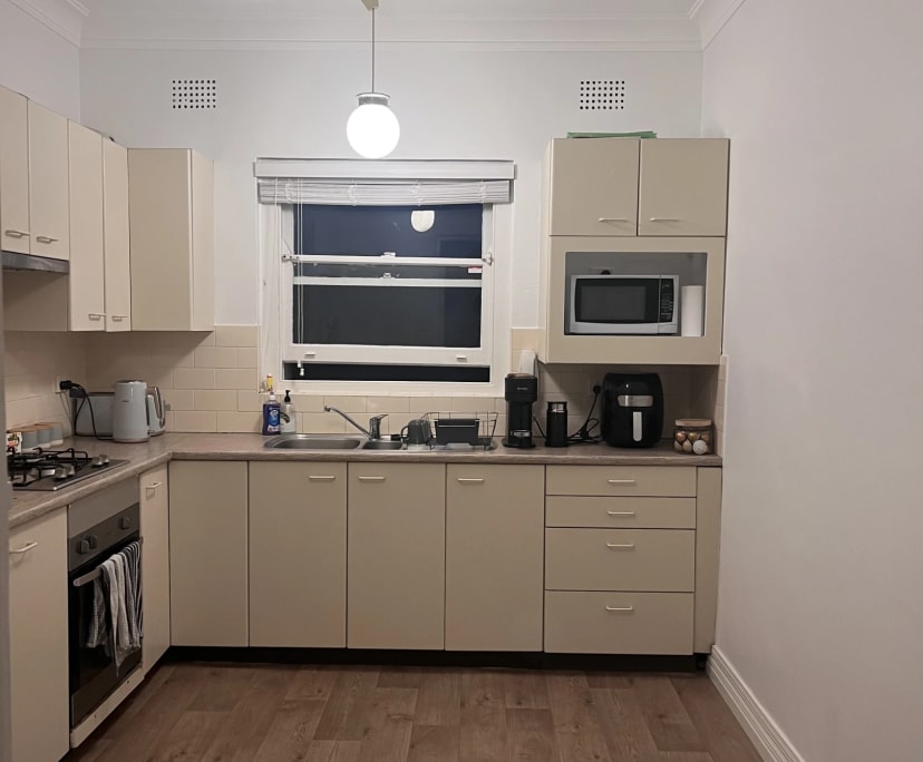 Furnished room in a flatshare