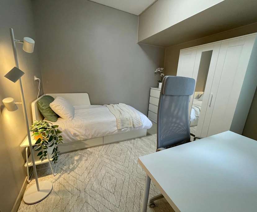 $450, Share-house, 5 bathrooms, Turrella NSW 2205