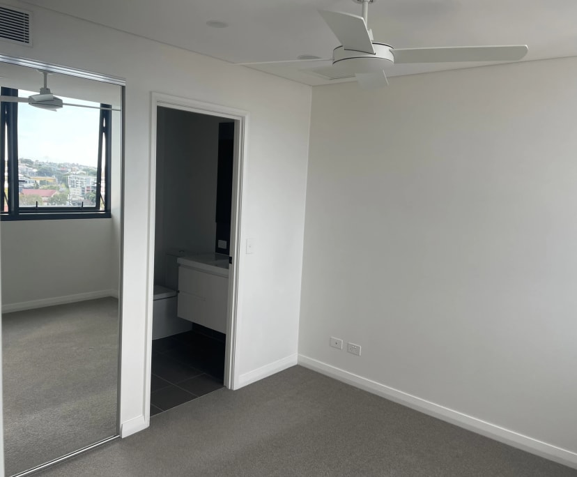 Room for Rent in Fortitude Valley, Brisbane 350,