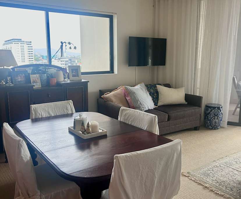 $350, Flatshare, 2 bathrooms, Spring Hill QLD 4000