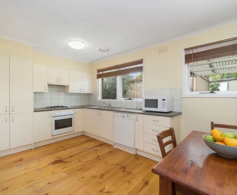 Room for Rent in Frankston, Melbourne 250, Furnis...