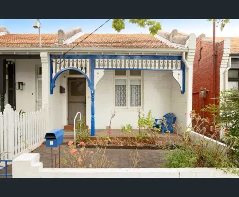 Unfurnished room in a share house