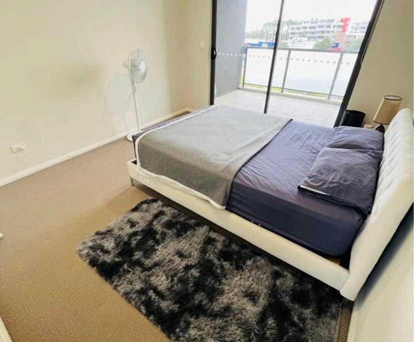 Unfurnished room with own bathroom