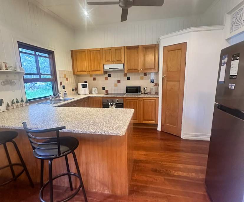 Whole property with 2 rooms for rent