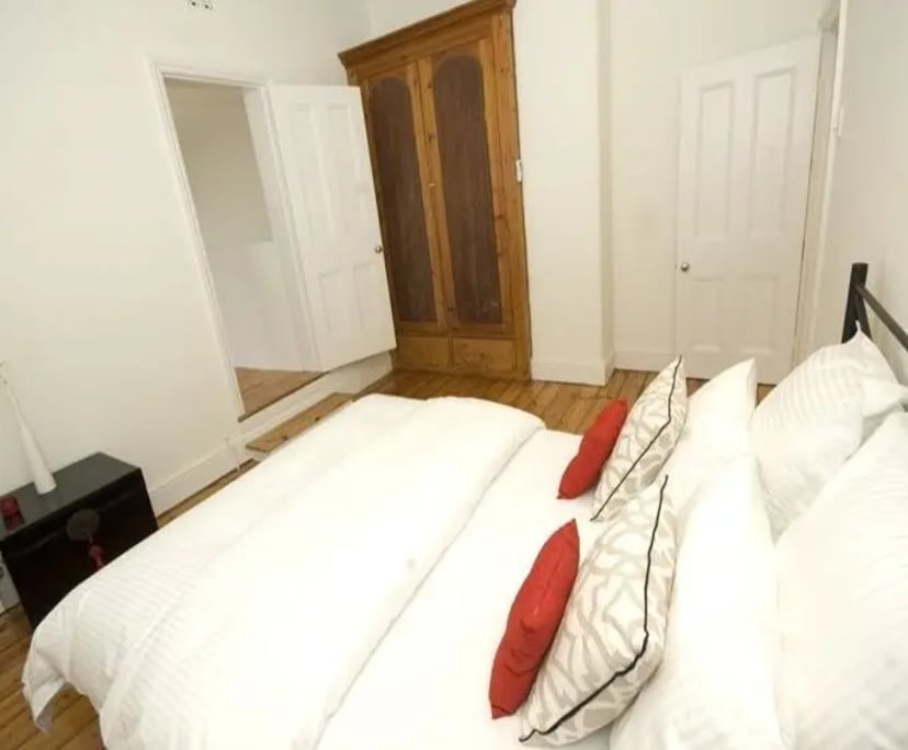 Room in a share house