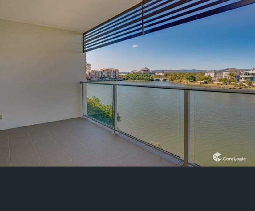 $315, Flatshare, 3 bathrooms, Carrara QLD 4211