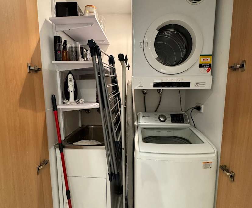 $600, Flatshare, 2 bathrooms, North Bondi NSW 2026