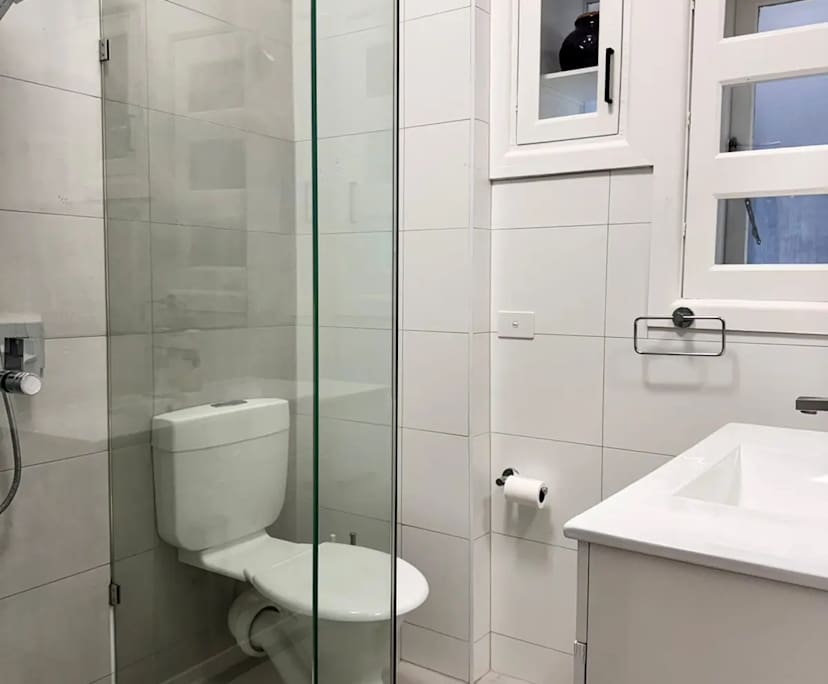 $350, Flatshare, 3 bathrooms, Saint Kilda East VIC 3181