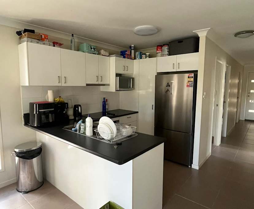 Unfurnished room in a flatshare
