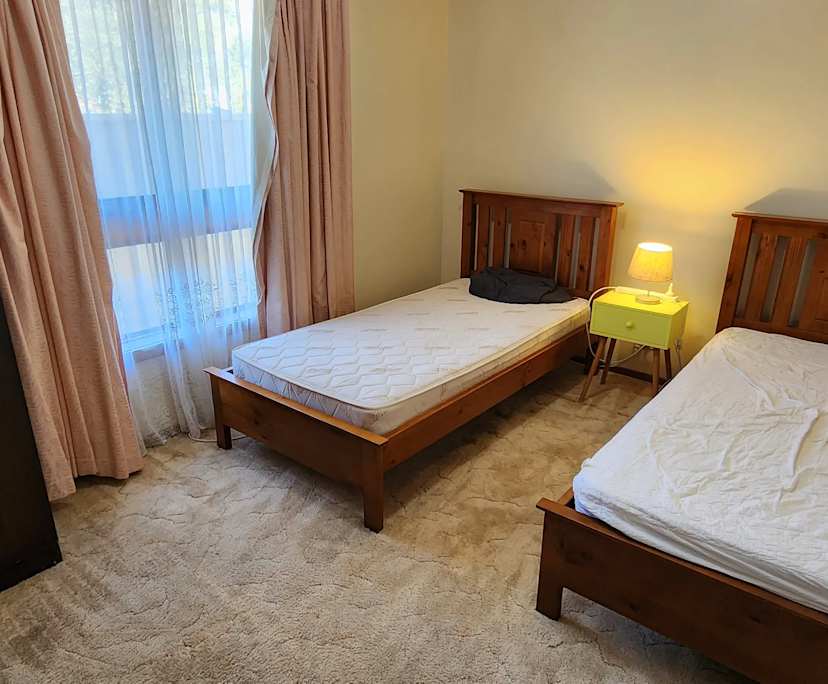 Room in a share house