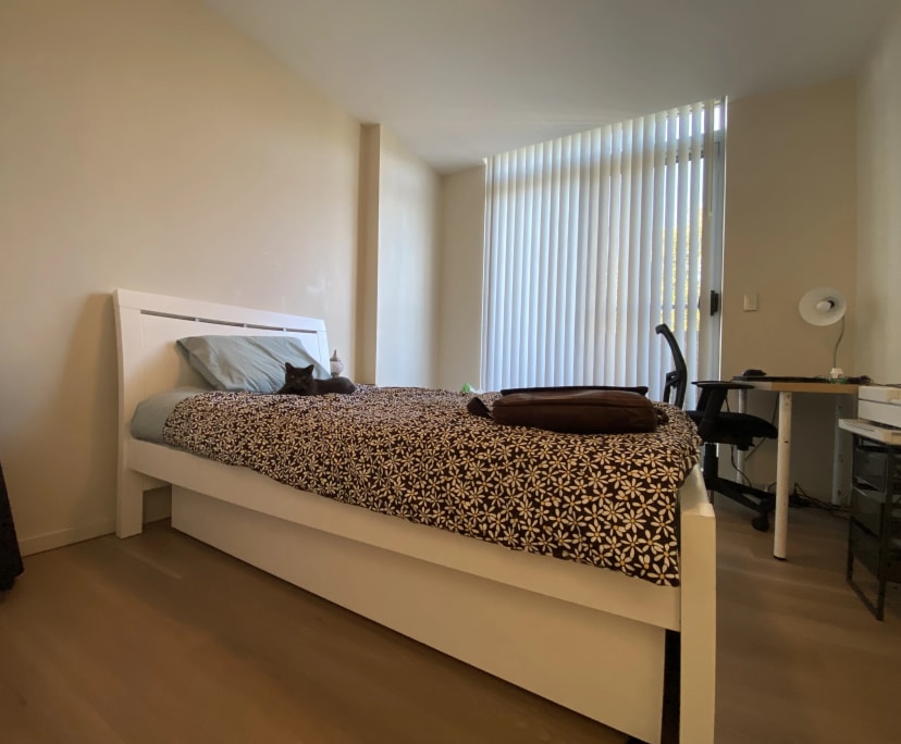 Furnished room in a flatshare