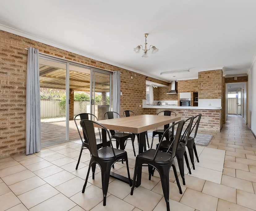 $300, Share-house, 5 bathrooms, Willetton WA 6155