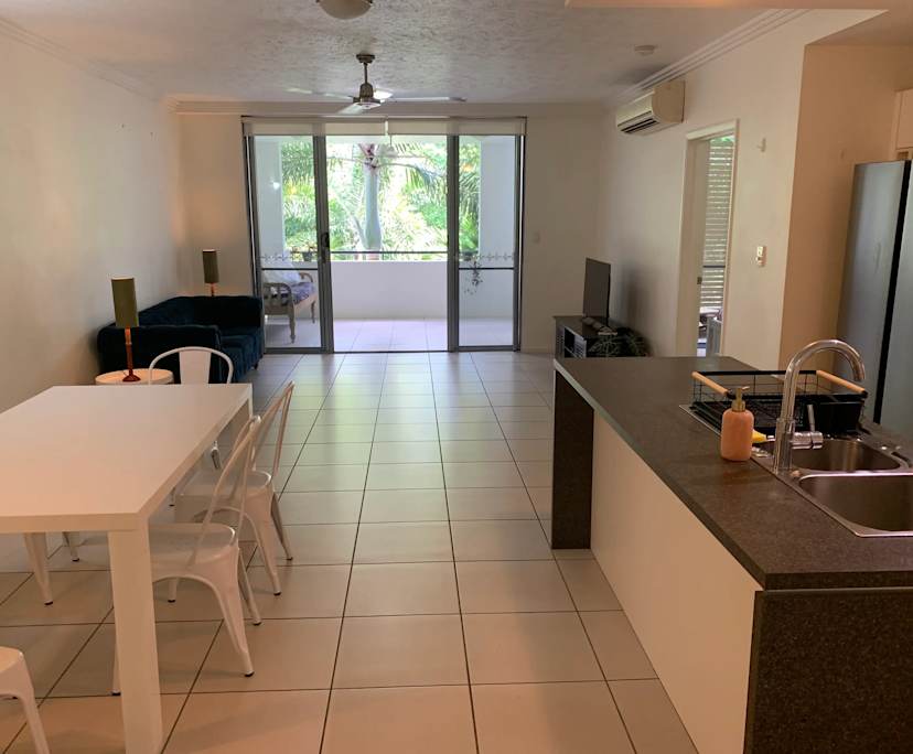Furnished room in a flatshare