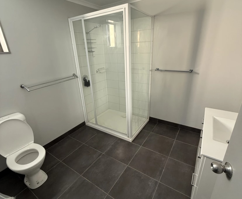 Whole property with 2 rooms for rent