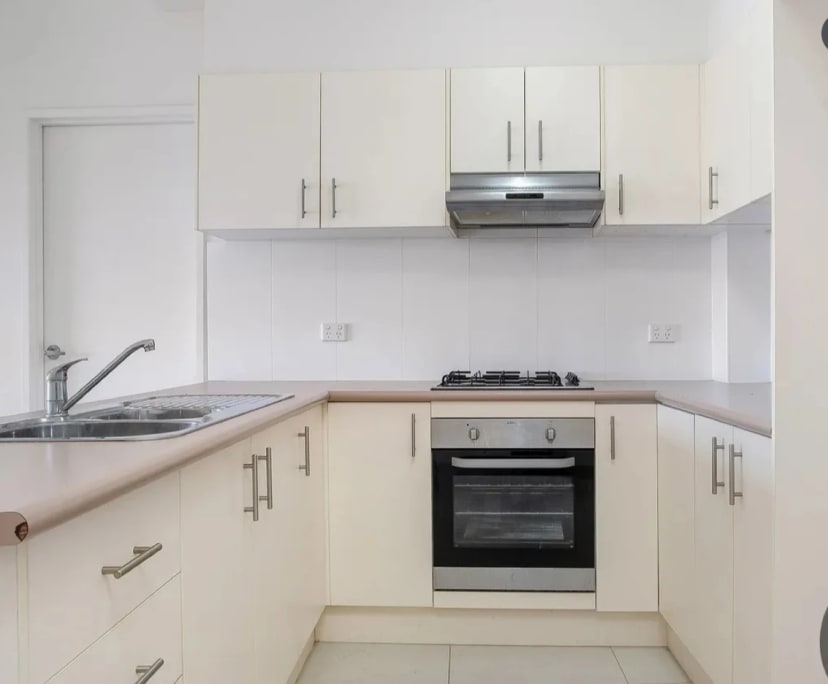 Whole property with 2 rooms for rent