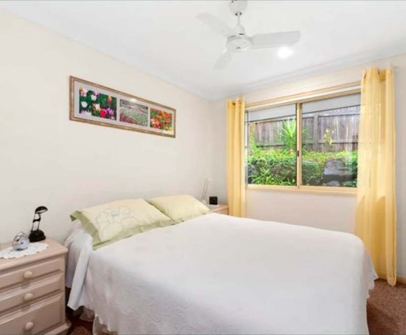 $290, Share-house, 3 bathrooms, Banora Point NSW 2486