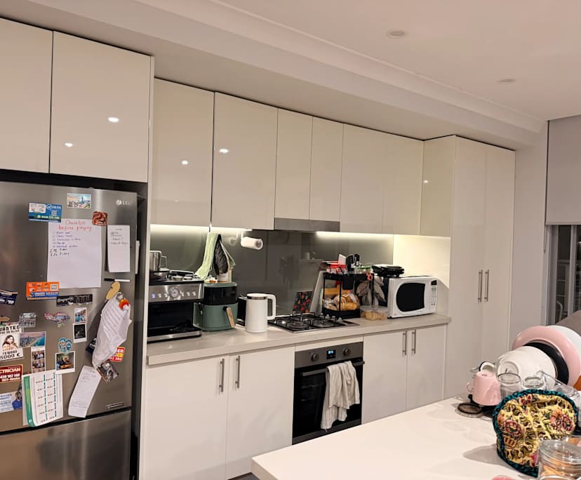 Furnished room with ensuite in a flatshare