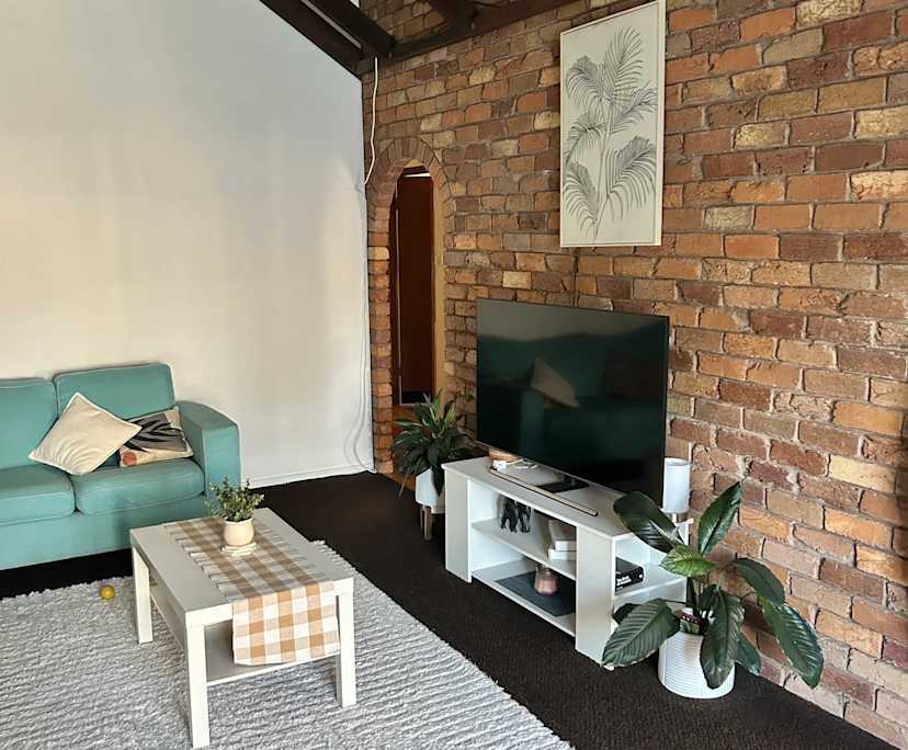 Unfurnished room in a share house