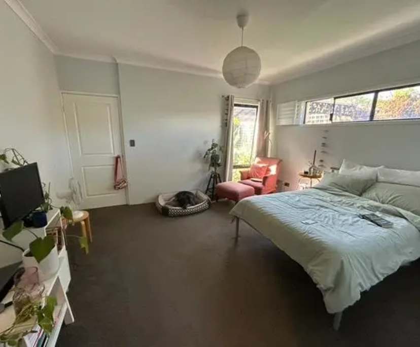 Furnished room with ensuite in a share house
