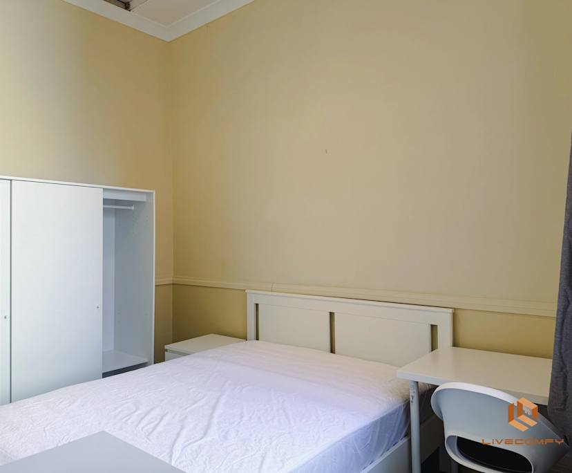 $320, Share-house, 3 bathrooms, Adelaide SA 5000