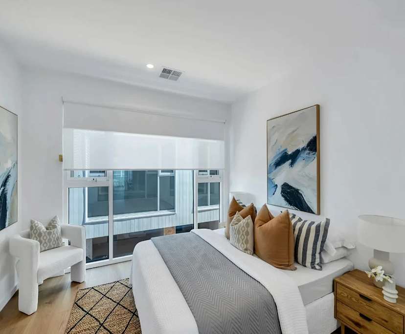 Room with ensuite in a share house