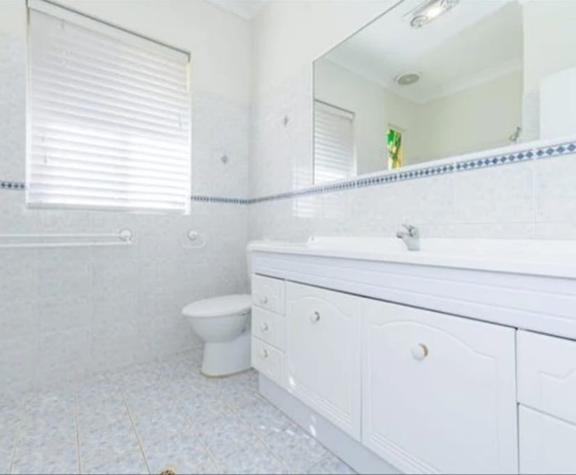 $320, Share-house, 4 bathrooms, Kensington WA 6151