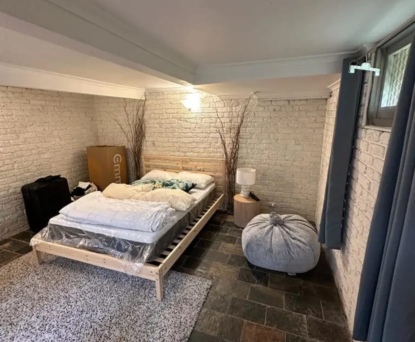 Granny Flat for Rent in Bondi Beach, Sydney 500,
