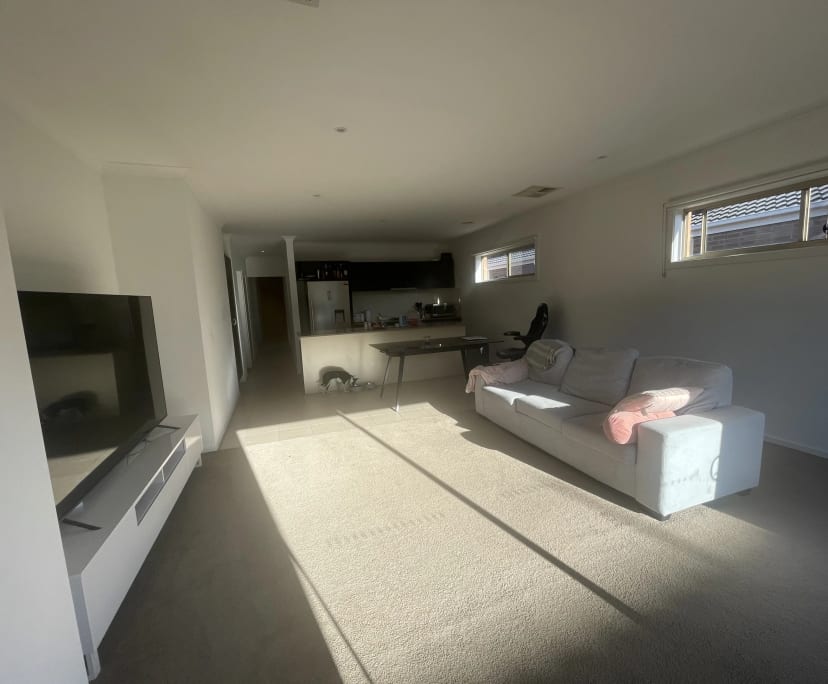 Unfurnished room in a share house