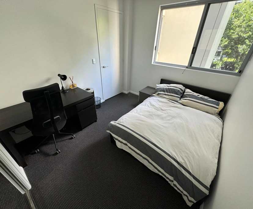 Whole property with 2 rooms for rent