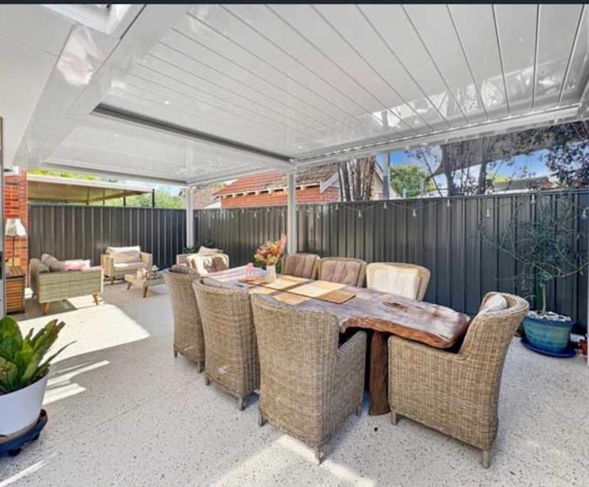 Furnished room with own bathroom