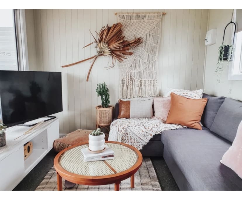 Granny Flat for Rent in Dubbo, NSW 300, Furnished,