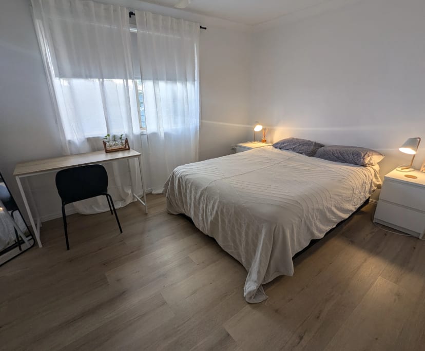 Furnished room in a share house