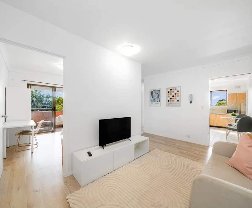 Furnished room with ensuite in a share house