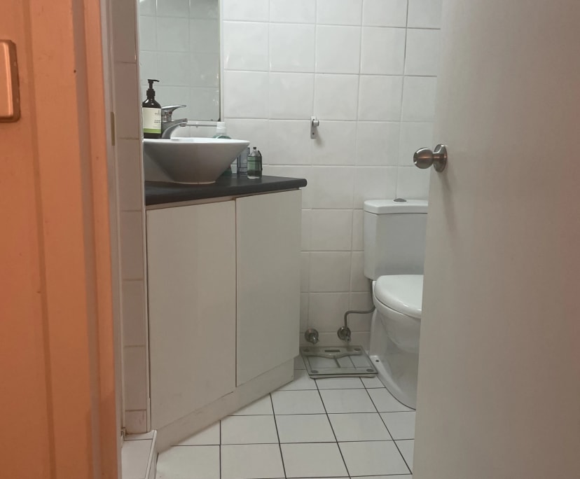 $600, 1-bed, 1 bathroom, Broadbeach QLD 4218