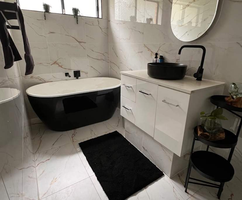 Room in a share house