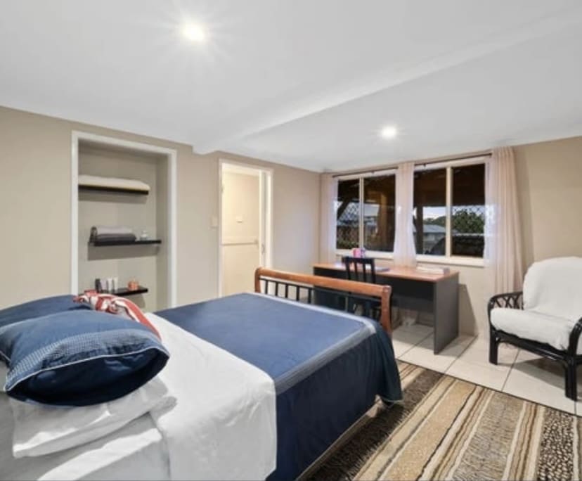 Room with ensuite in a share house