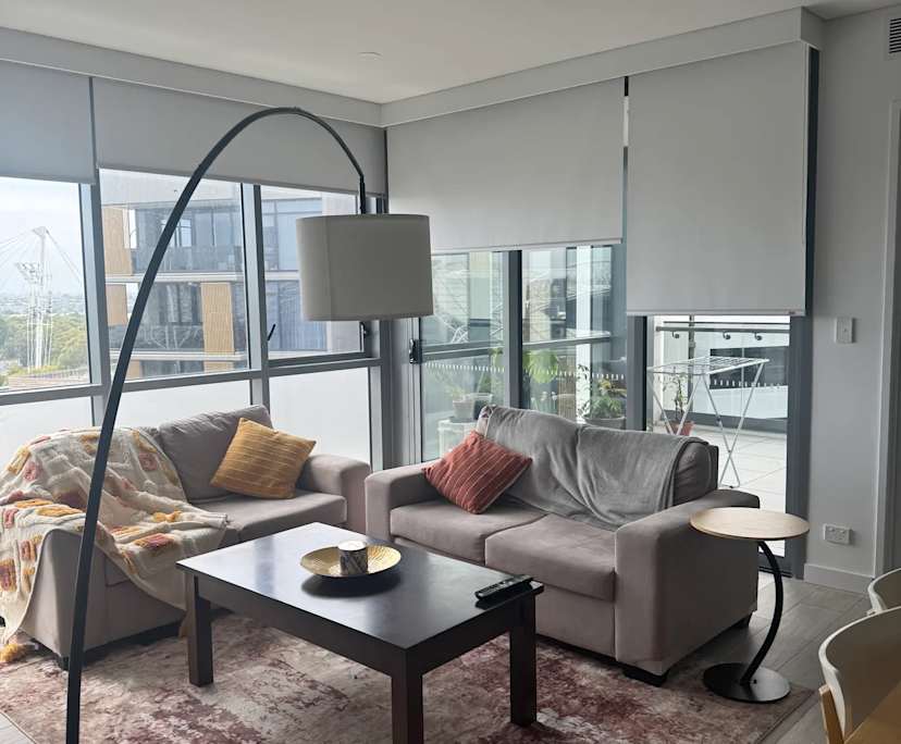 Furnished room with ensuite in a flatshare