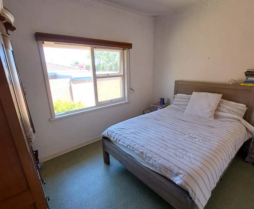 $350, Share-house, 5 bathrooms, Beaconsfield WA 6162
