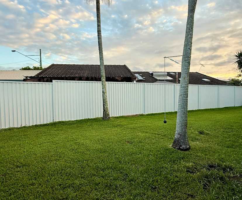 $350, Share-house, 3 bathrooms, Broadbeach Waters QLD 4218