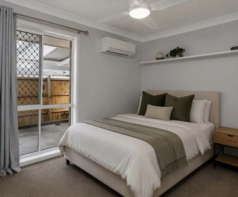 Room in a share house