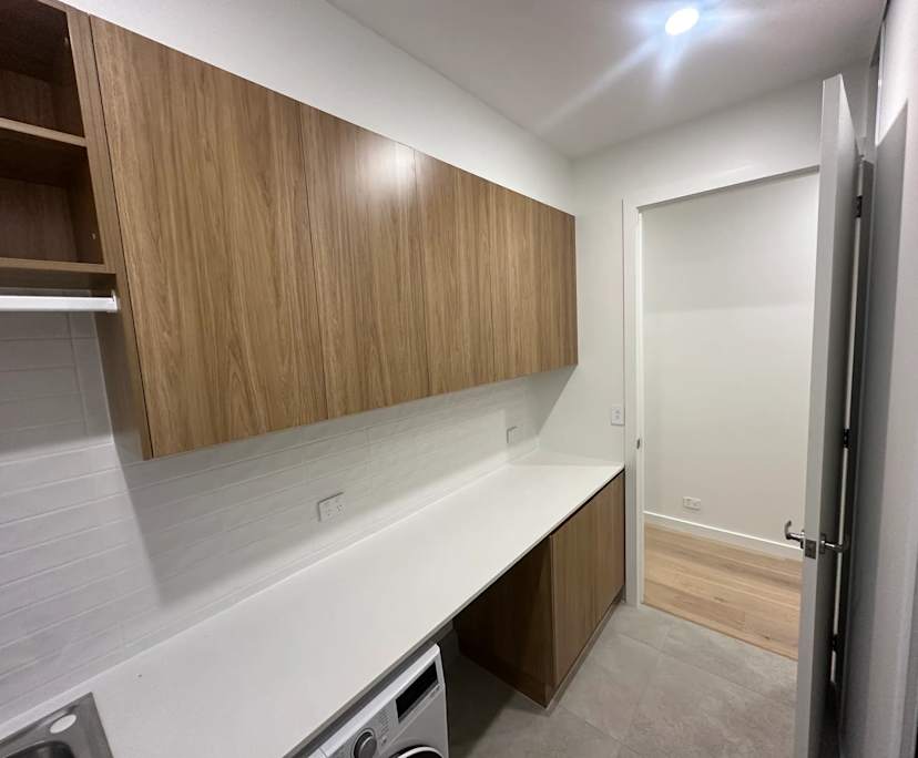 propertyImage