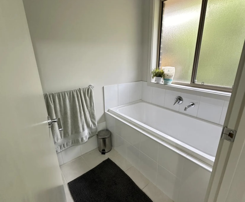 $300, Share-house, 3 bathrooms, Evanston SA 5116