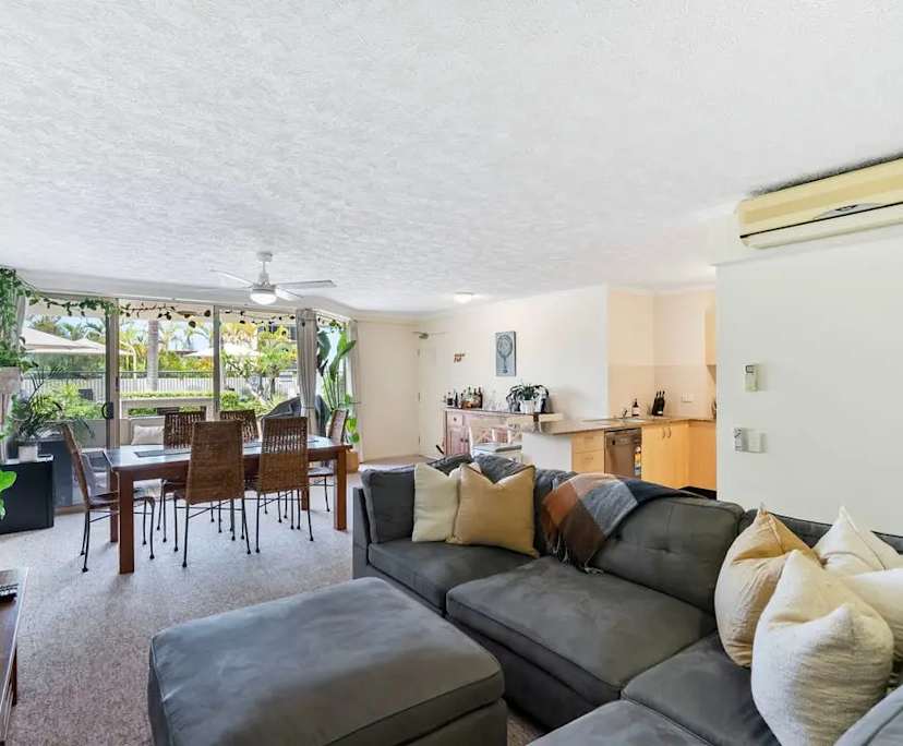 $550, Flatshare, 2 bathrooms, Burleigh Heads QLD 4220