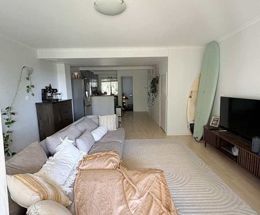 Unfurnished room in a share house