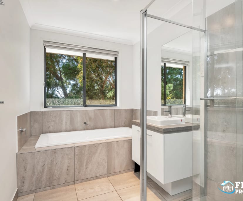 $220, Student-accommodation, 6 bathrooms, Highton VIC 3216